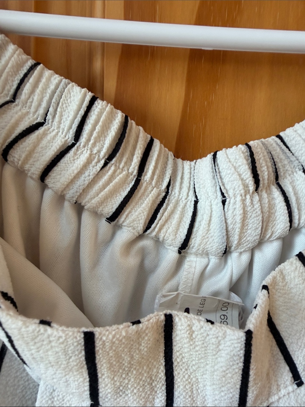 Mind Code White Wide-Leg Striped Ruffle Pants - Size Large - Picture 4 of 7